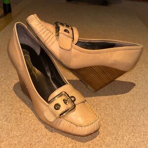 Jessica Simpson Elegant Tan Wedge Heels